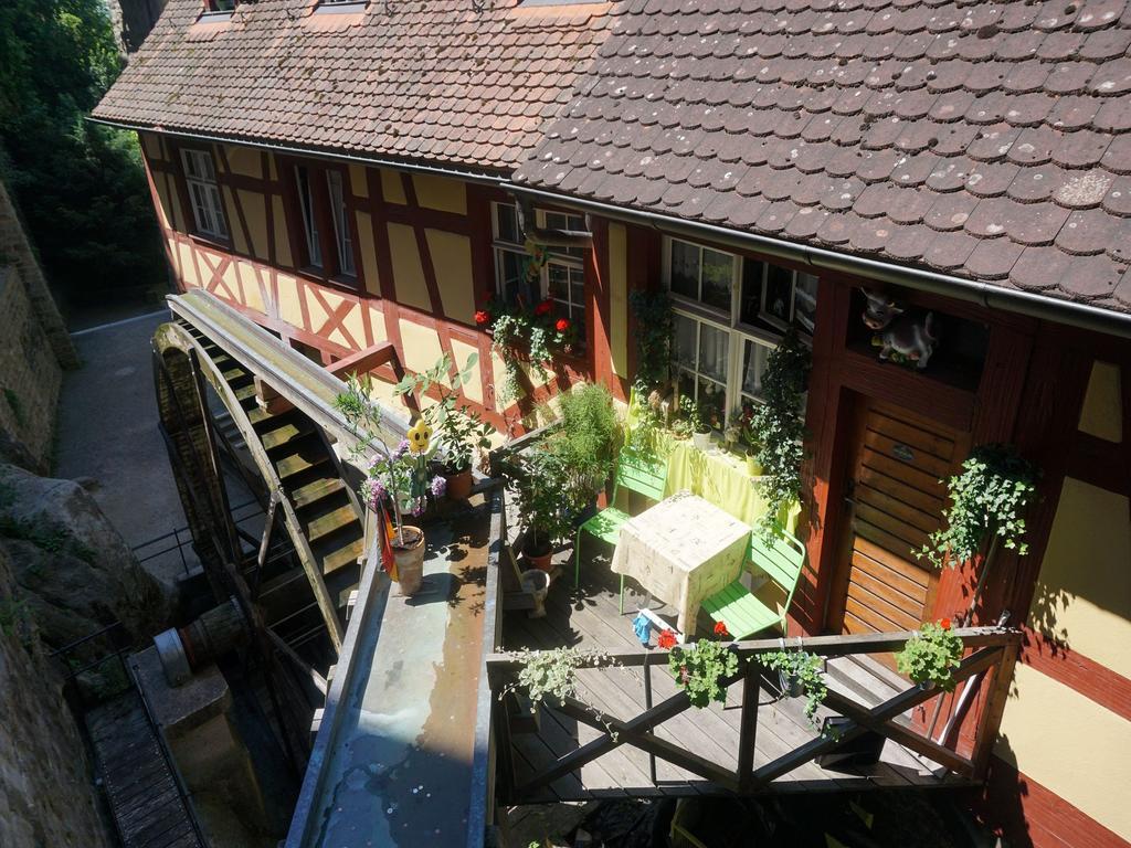 Hotel Pension Ins Fischernetz - Maentele à Meersburg Extérieur photo