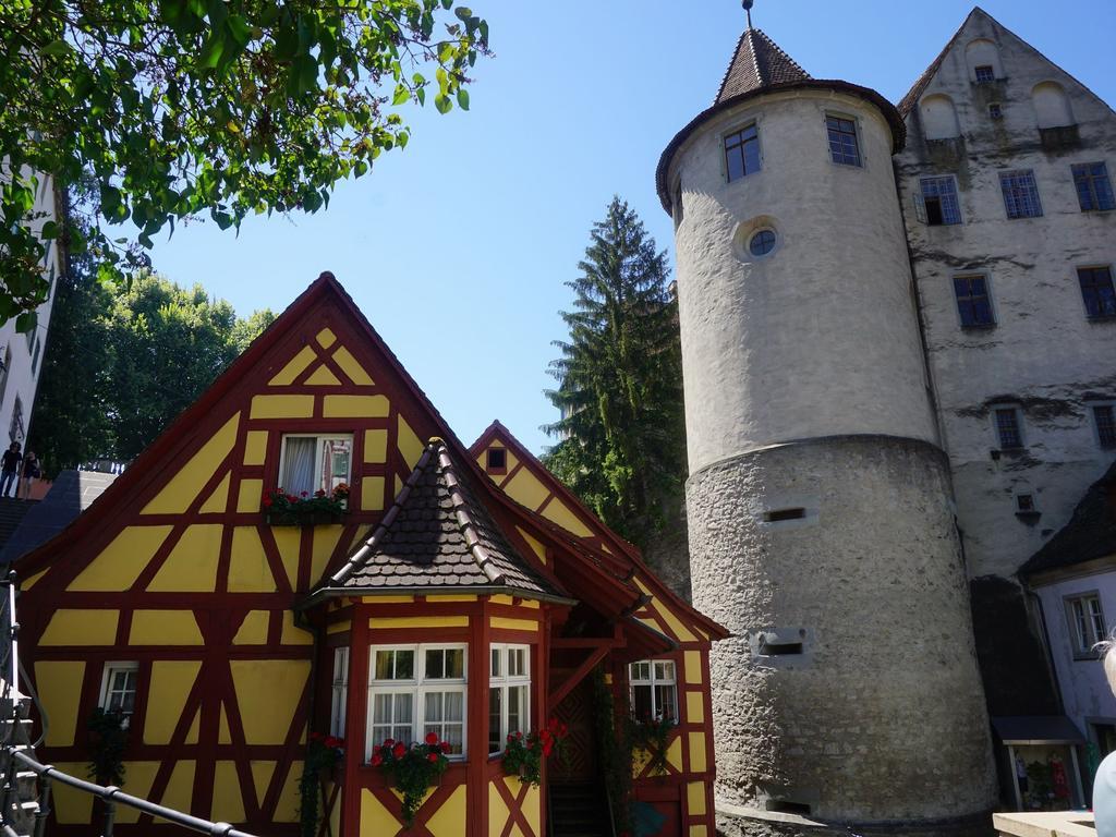 Hotel Pension Ins Fischernetz - Maentele à Meersburg Extérieur photo